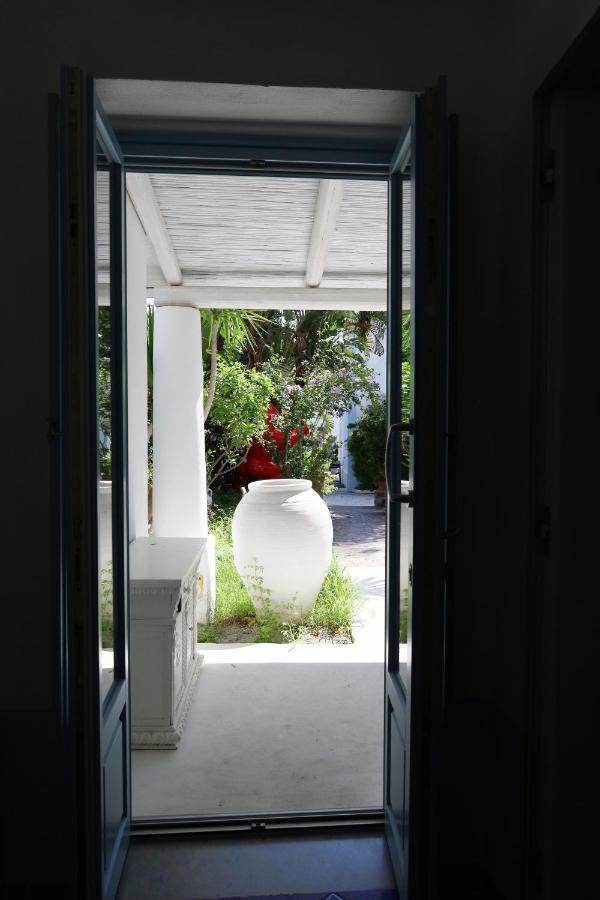 Art B&B Panarea Bagian luar foto