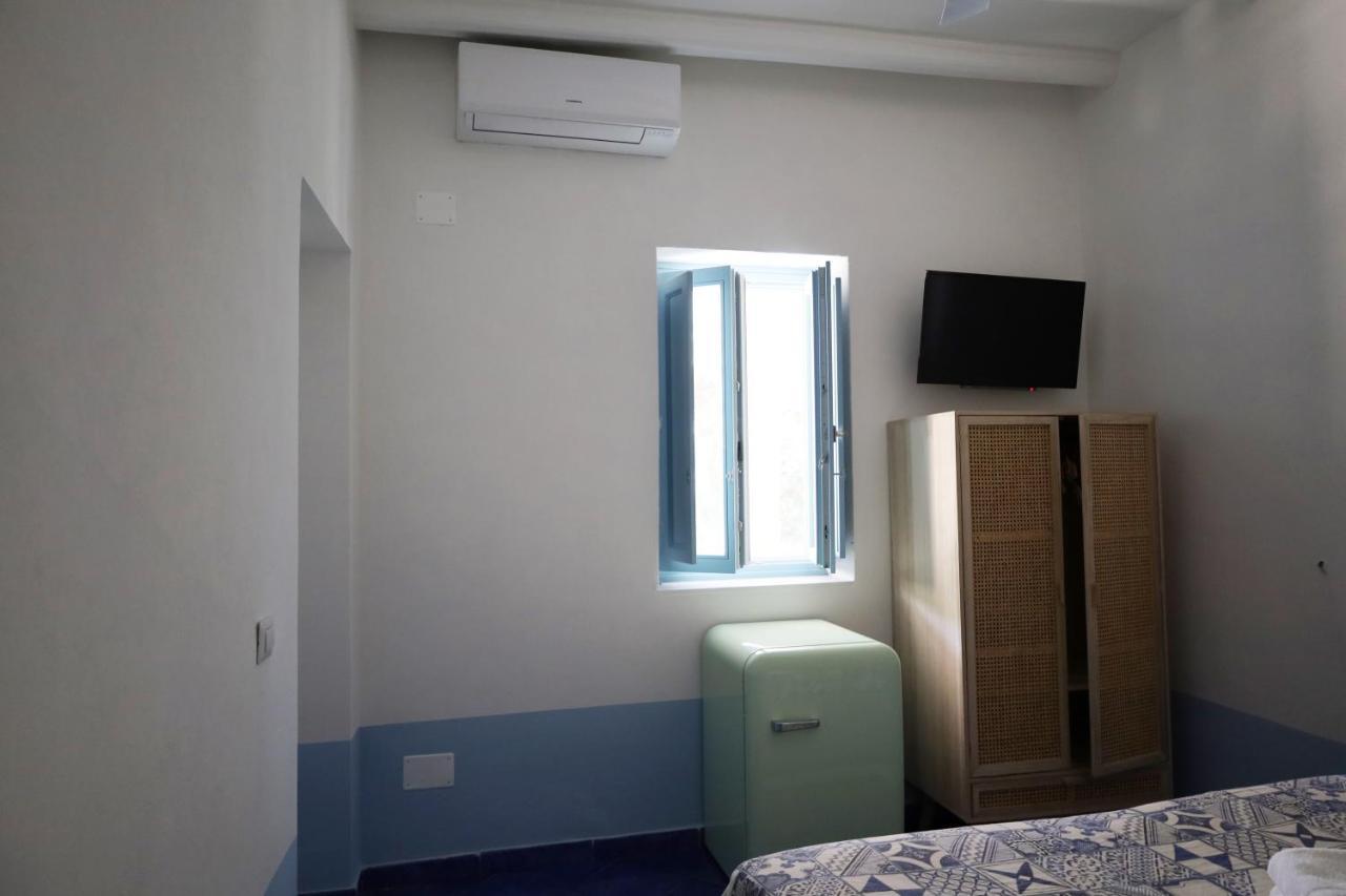 Art B&B Panarea Bagian luar foto