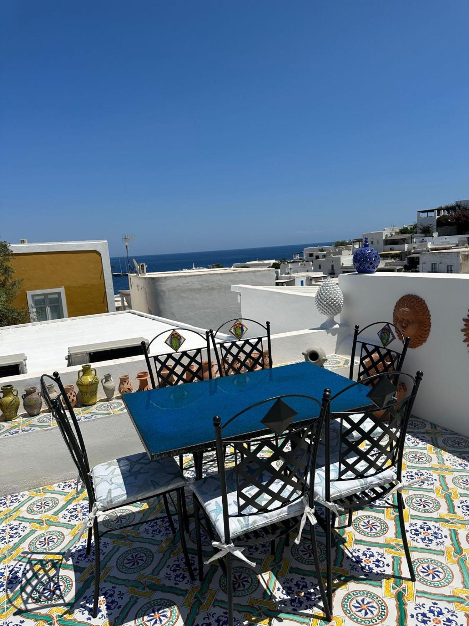 Art B&B Panarea Bagian luar foto