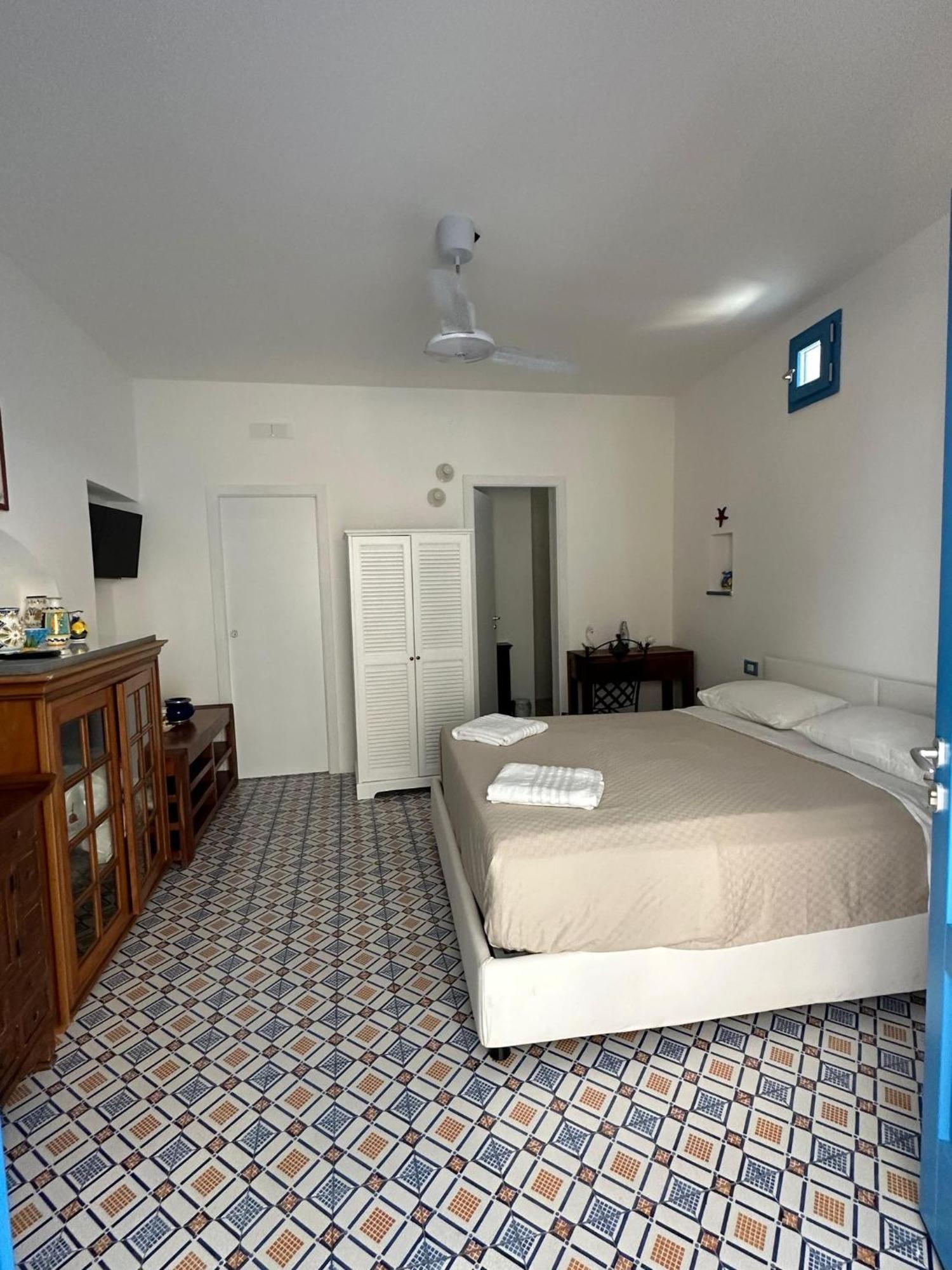 Art B&B Panarea Bagian luar foto